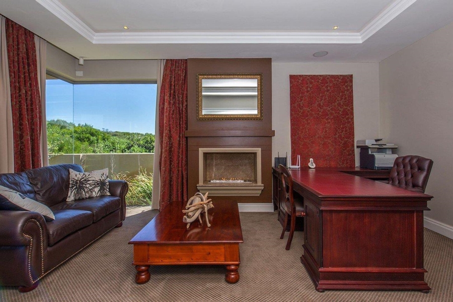 6 Bedroom Property for Sale in Myoli Beach Western Cape